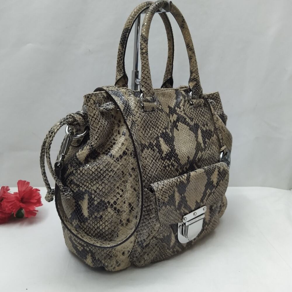 Michael Kors Gray Leather Python Embossed Pushloc… - image 2